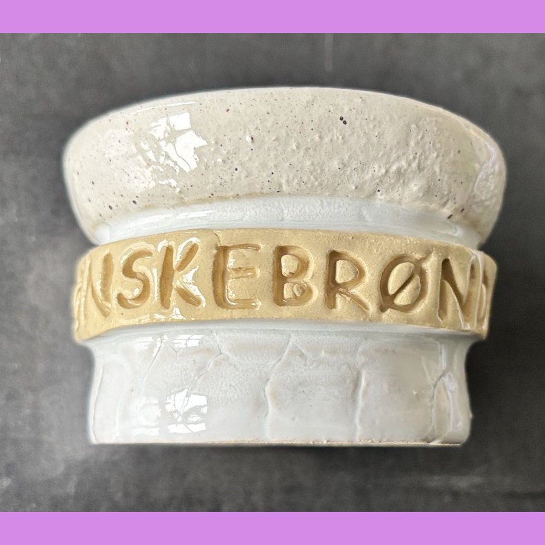 �nskebr�nd Hvid med creme i