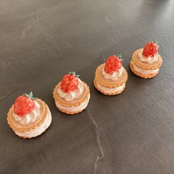 Medalje med jordbr - lysebrun glasur