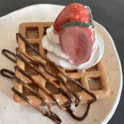 Vaffel med softice og jordbr