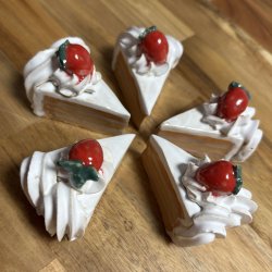 Lagkage stykke med jordbr Choko/Choko