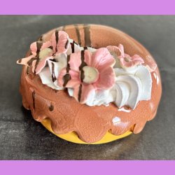 Donut  med brun glasur og blomster - Lille