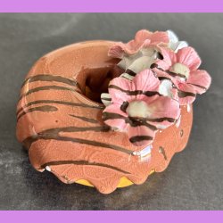 Donut  med brun glasur og blomster - Lille