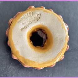 Donut  med brun glasur og blomster - Lille