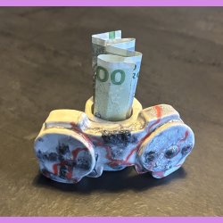 Gamer - Pengegave - Hvid / Rd streg