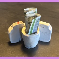 Gamer - Pengegave - Hvid / Rd streg