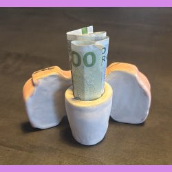 Gamer - Pengegave - Lyserd/Sort/Hvid 