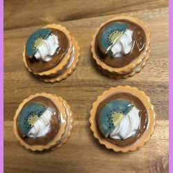 Medalje med kiwi - brun glasur