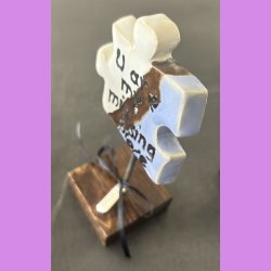 Puslebrik lysebl Med "Family" skilt