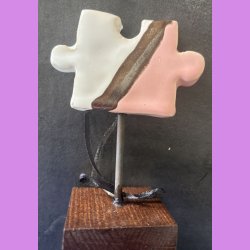 Puslebrik lyserd Med "Blessed" skilt