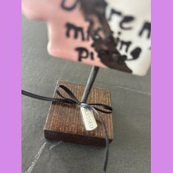 Puslebrik lyserd Med "Dream" skilt