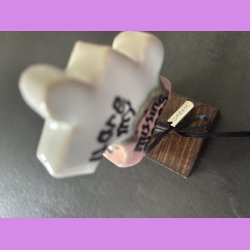 Puslebrik lyserd Med "Dream" skilt