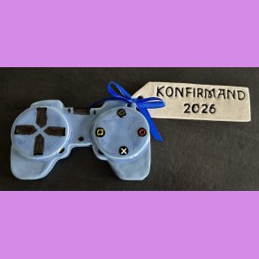 Controller - Bl� med konfirmand skilt