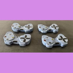 Controller - Lysebl� med plads til sl�jfe eller skilt.