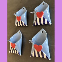 LOVE NOTE kuvert - Bl� med striber - til oph�ng.