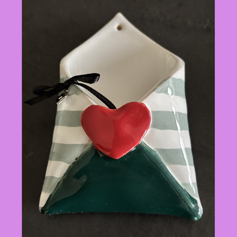  LOVE NOTE kuvert - Gr�n med striber.