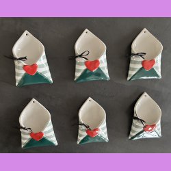  LOVE NOTE kuvert - Gr�n med striber.