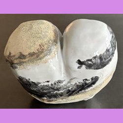 Tilde hjerte nr. 1 - Hvid - sort og krater glasur