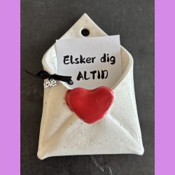 LOVE NOTE kuvert - Hvid med prikker
