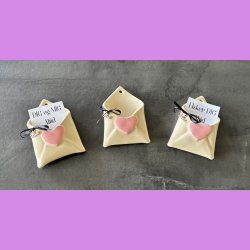 LOVE NOTE kuvert - med lyser�dt hjerte