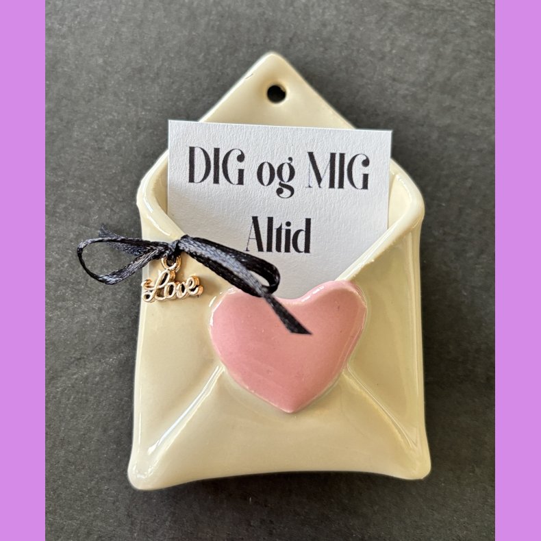LOVE NOTE kuvert - med lyser�dt hjerte