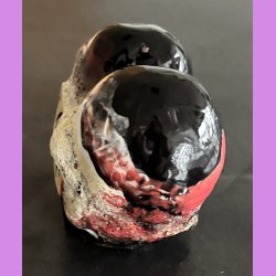  Tilde hjerte nr. 8 - Sort - r�d - hvid og krater glasur