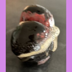  Tilde hjerte nr. 8 - Sort - r�d - hvid og krater glasur