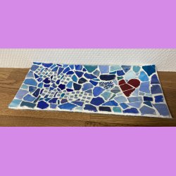 Mosaik fad- blt med rdt hjerte.