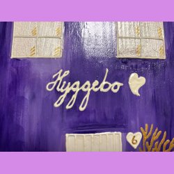 Kmpe hus- lilla - 2 fugle - nr. 6 - tr - "Hyggebo".