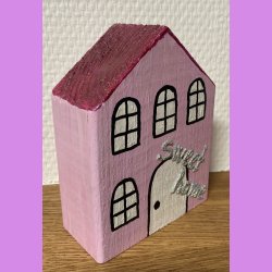 Tr hus - lyserdt -"sweet home".