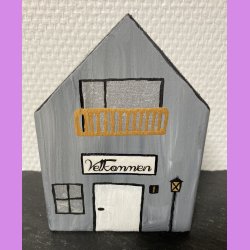 Tr hus - grt - nr.1 - "Velkommen".