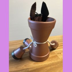 Pottedyr "Hest" med hestesko og pearl skilt