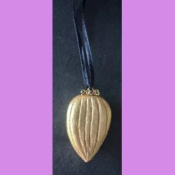�rets mandel trof� mini med snor- Guld �rstal