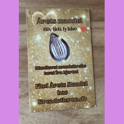 rets mandel trof mini med snor- Guld rstal - Sofie